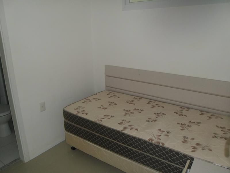 Apartamento à venda com 3 quartos, 91m² - Foto 10