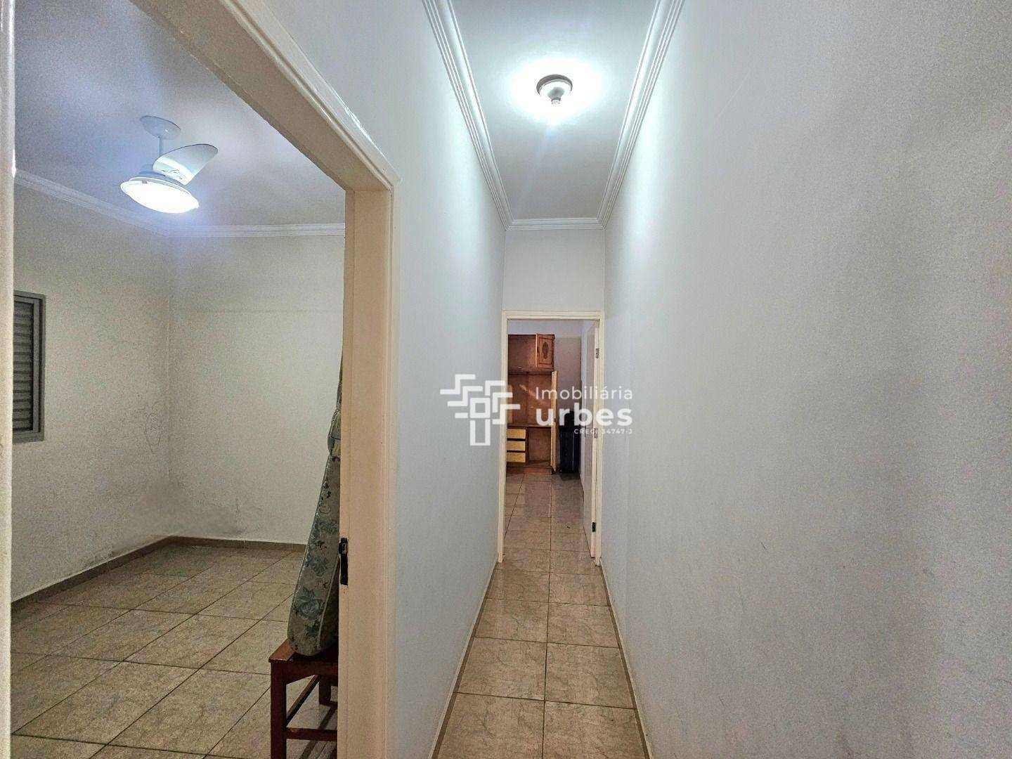 Casa à venda com 2 quartos, 110m² - Foto 7