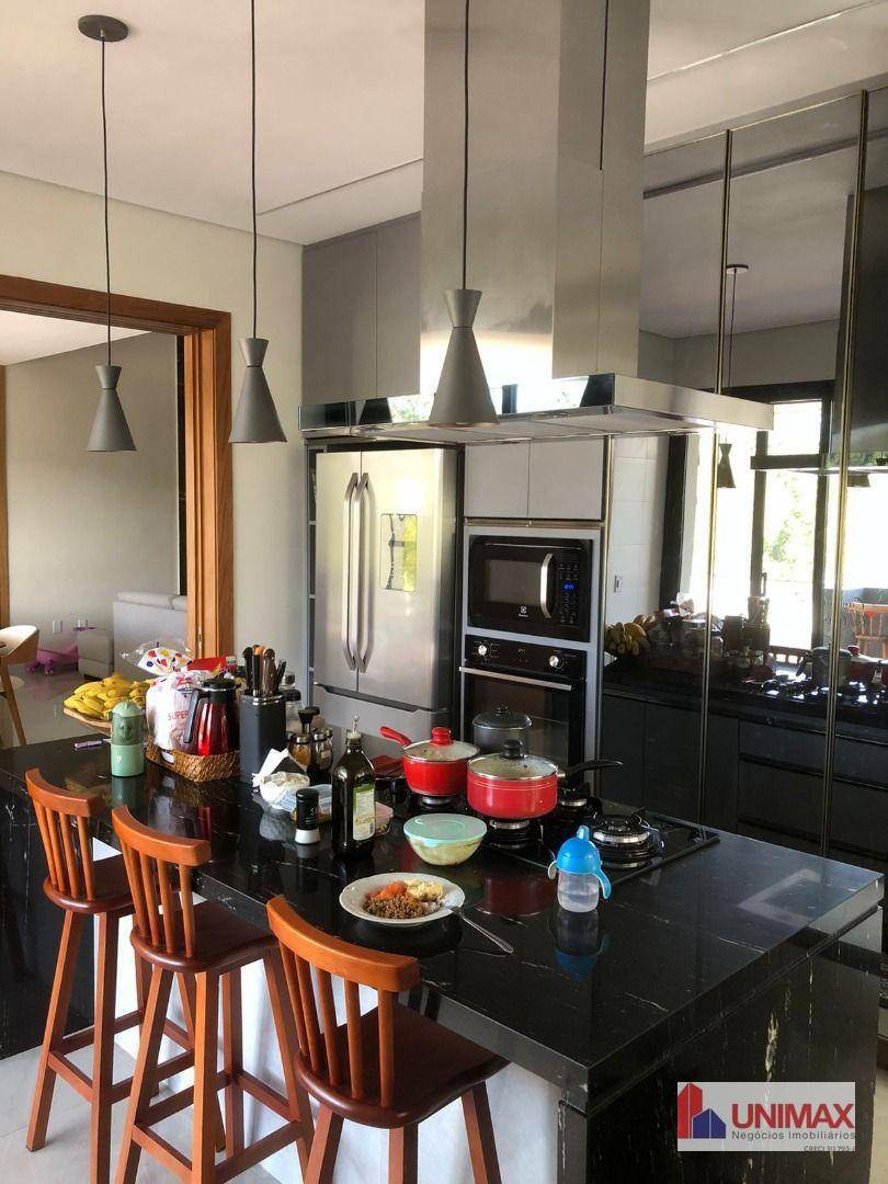 Casa de Condomínio à venda com 4 quartos, 393m² - Foto 15