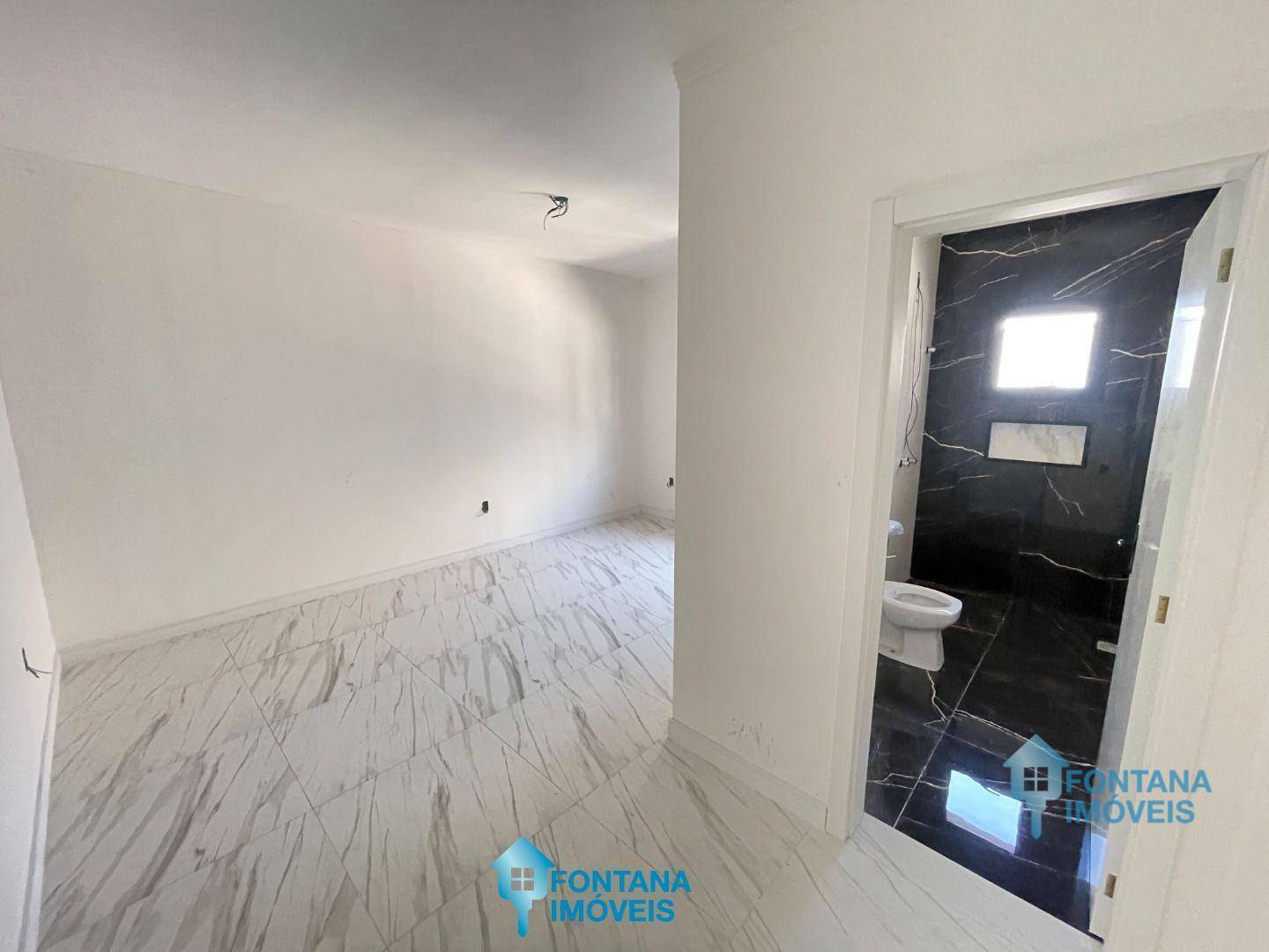 Casa à venda com 3 quartos, 130m² - Foto 11