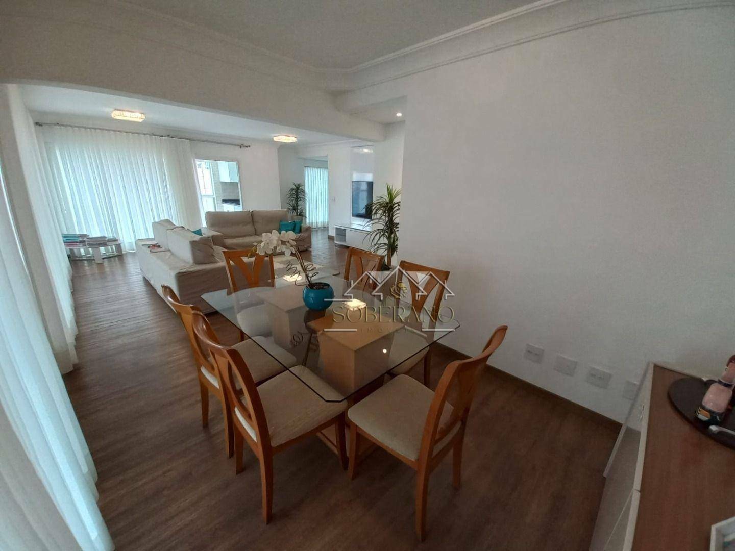 Apartamento à venda com 3 quartos, 165m² - Foto 11