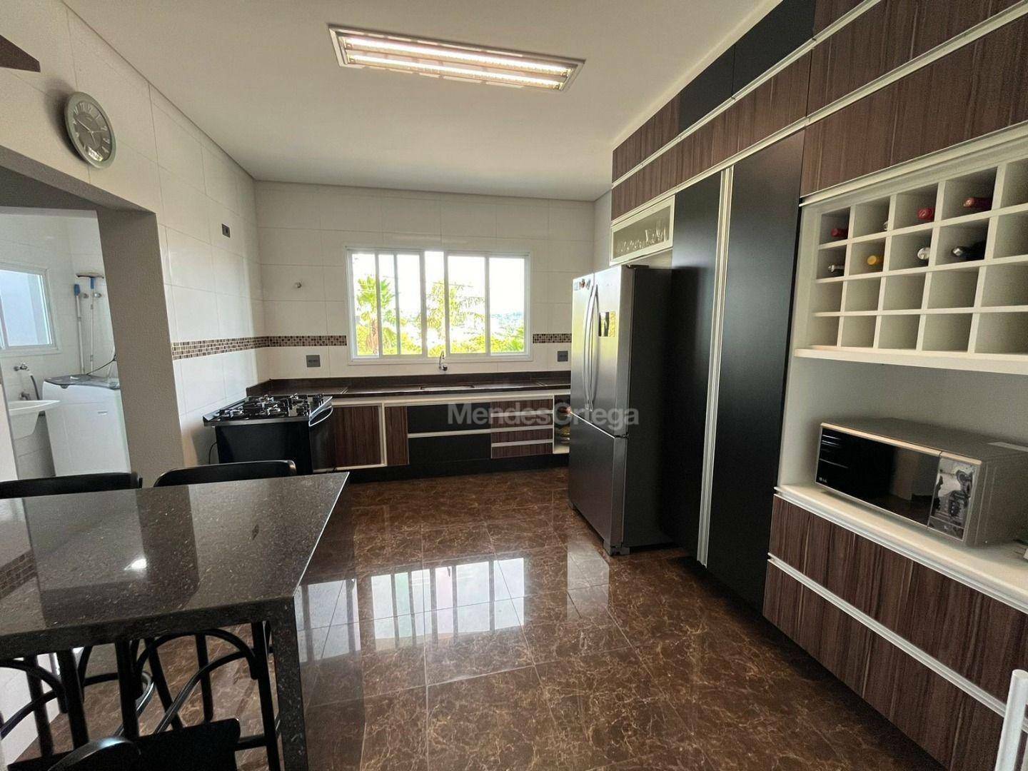 Casa de Condomínio à venda com 3 quartos, 302m² - Foto 6