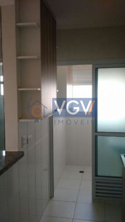 Apartamento à venda com 1 quarto, 40m² - Foto 5