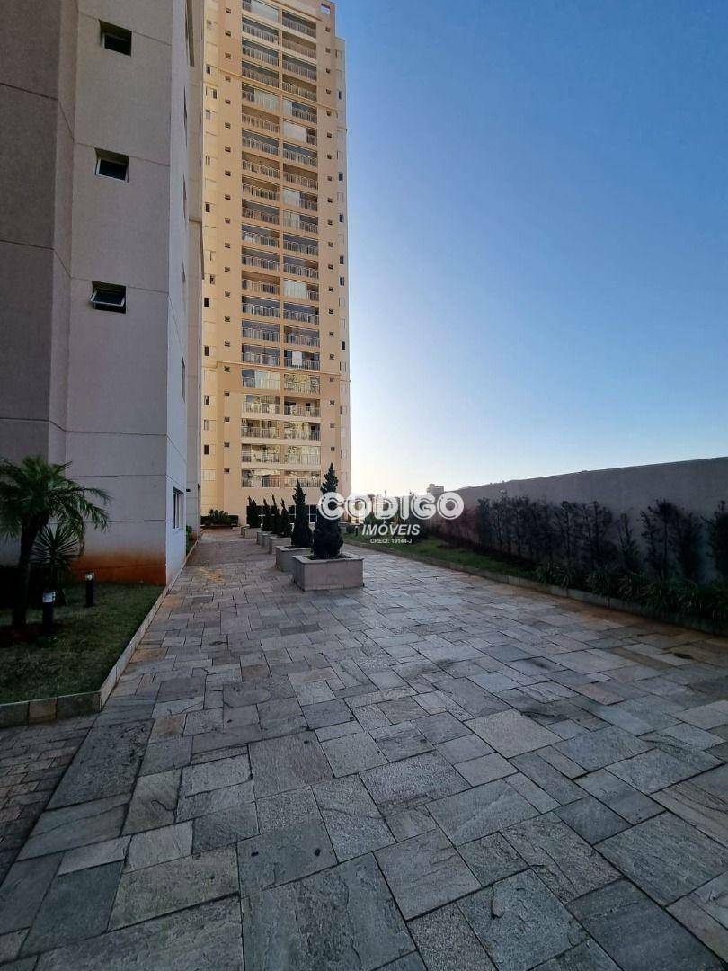 Apartamento para alugar com 2 quartos, 69m² - Foto 20