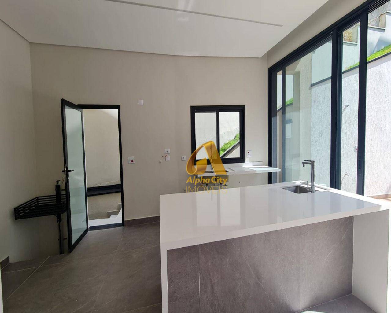 Casa de Condomínio à venda com 4 quartos, 440m² - Foto 11