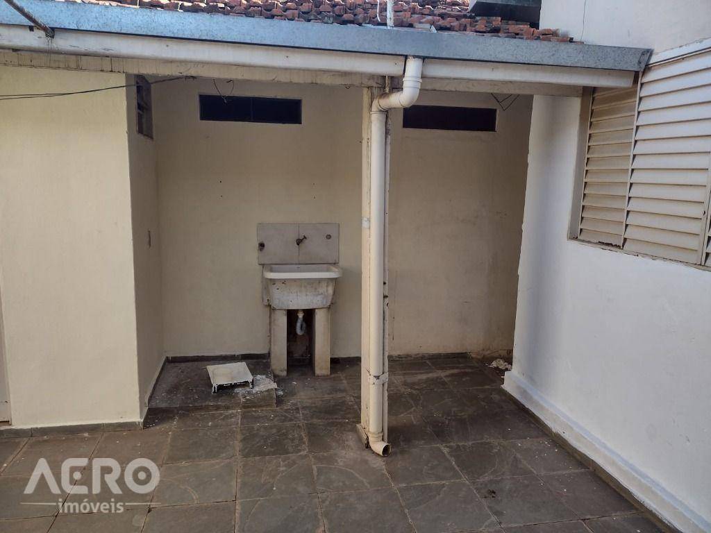 Casa à venda com 3 quartos, 150m² - Foto 11