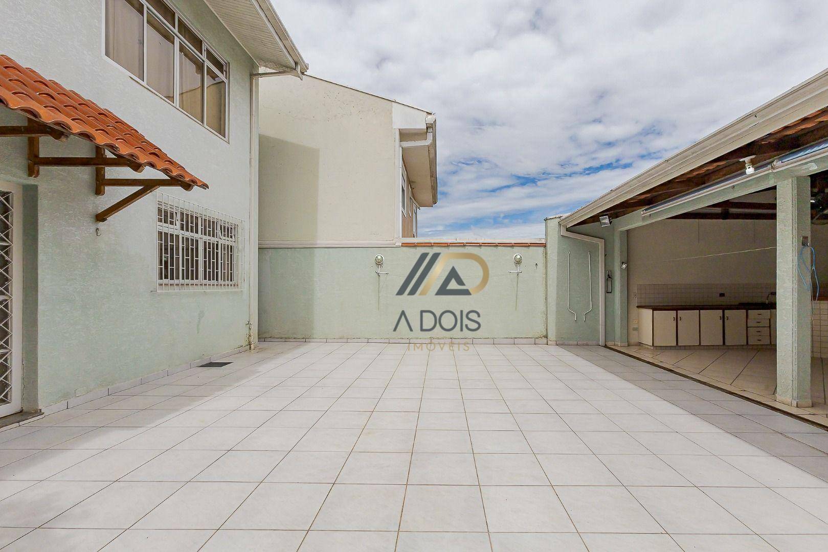 Sobrado à venda com 4 quartos, 320m² - Foto 54