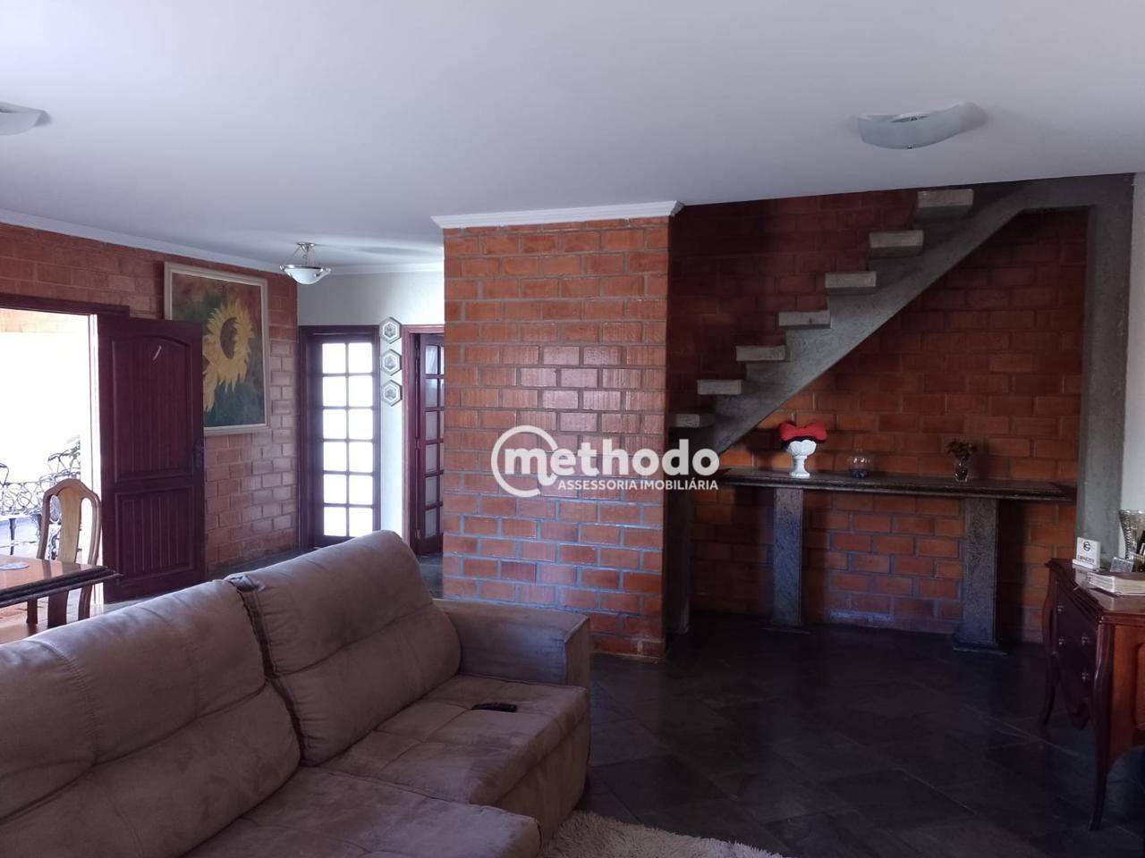 Casa de Condomínio à venda com 3 quartos, 300m² - Foto 8