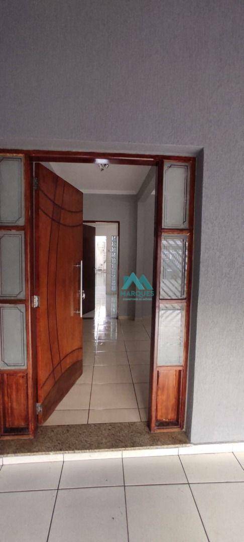 Casa à venda com 3 quartos, 125m² - Foto 3