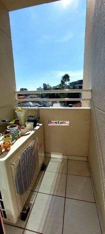 Apartamento à venda com 3 quartos, 64m² - Foto 12