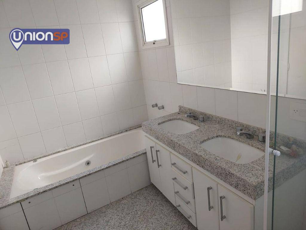 Apartamento à venda com 4 quartos, 220m² - Foto 25