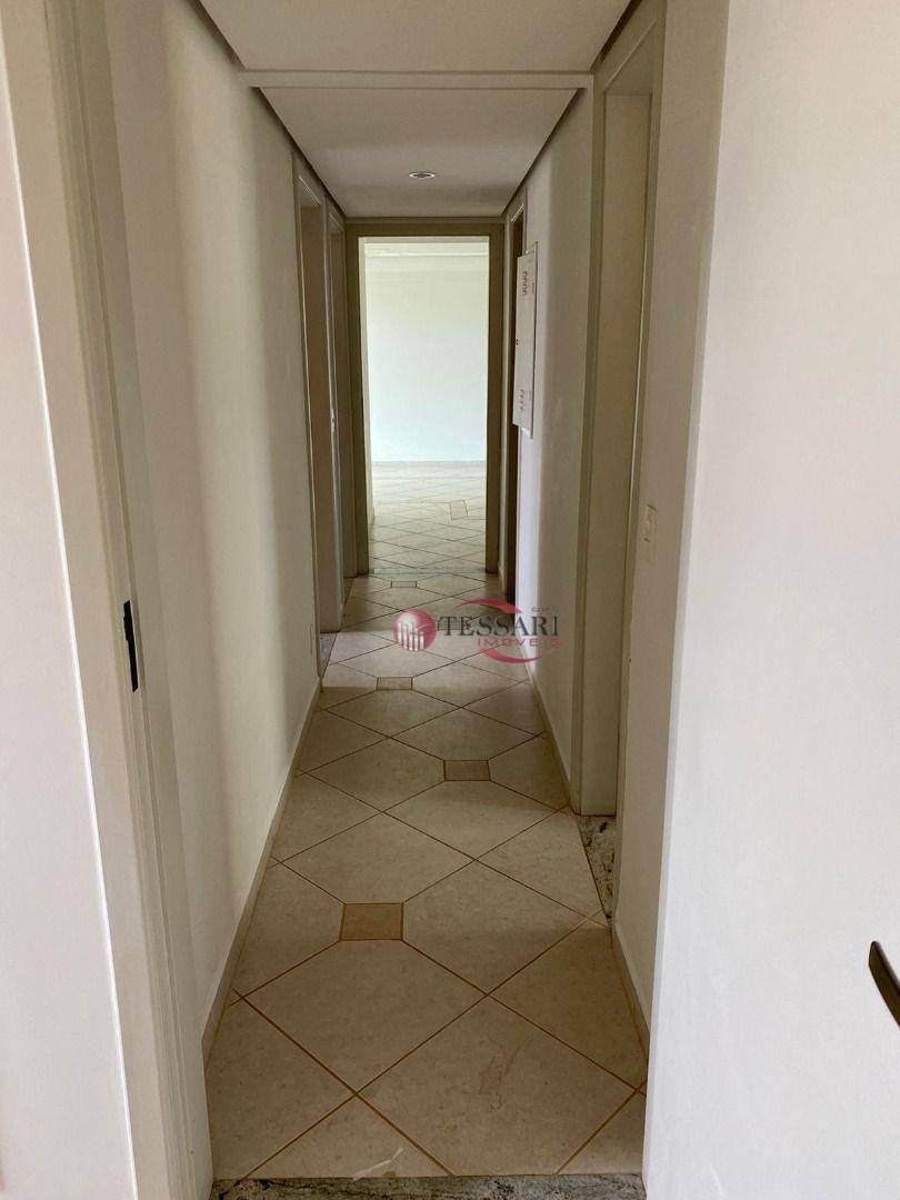 Apartamento à venda com 3 quartos, 130m² - Foto 18