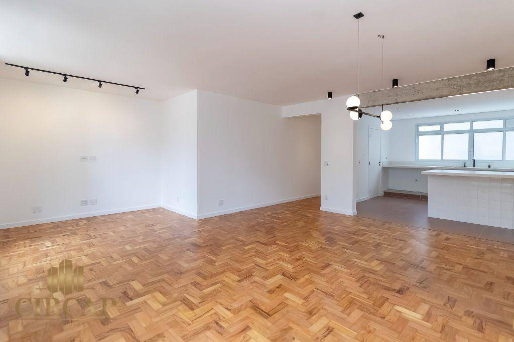 Apartamento à venda com 2 quartos, 143m² - Foto 3