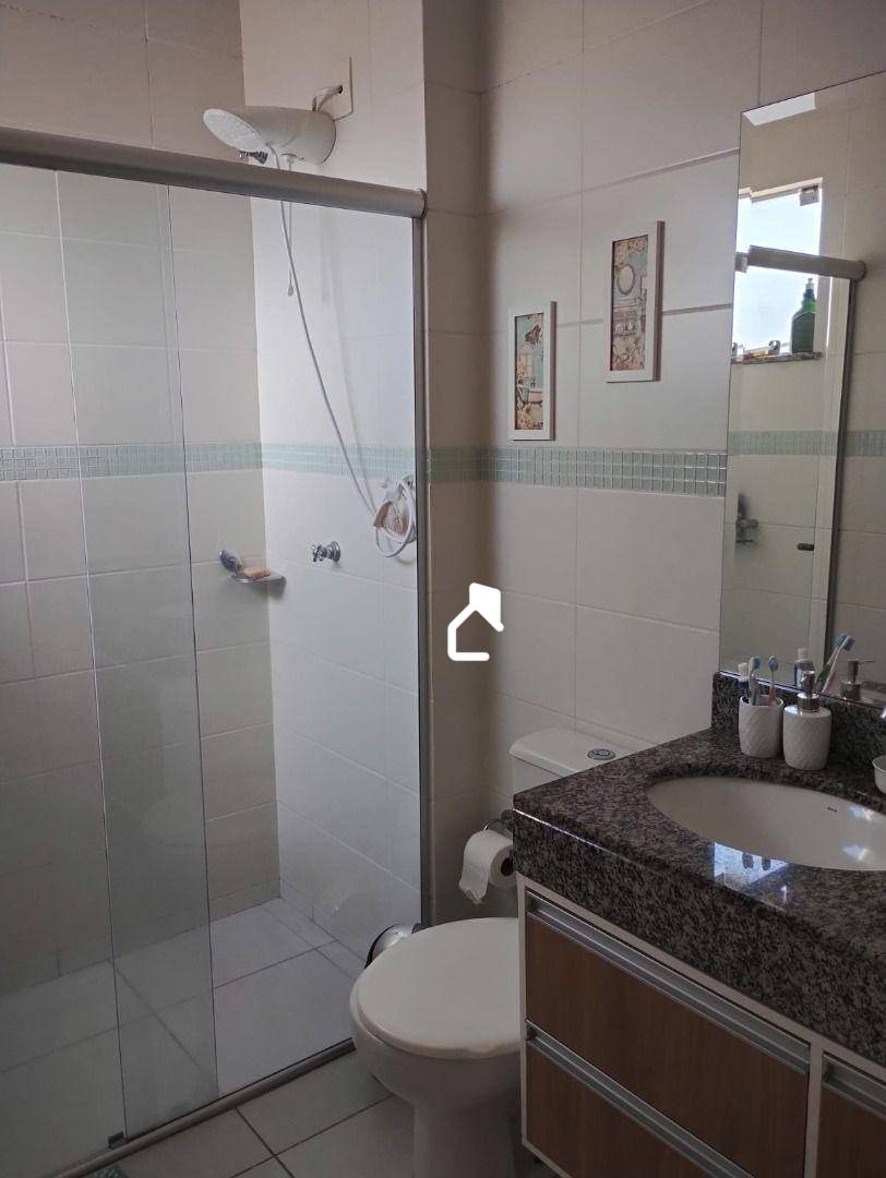 Apartamento à venda com 2 quartos, 72m² - Foto 8