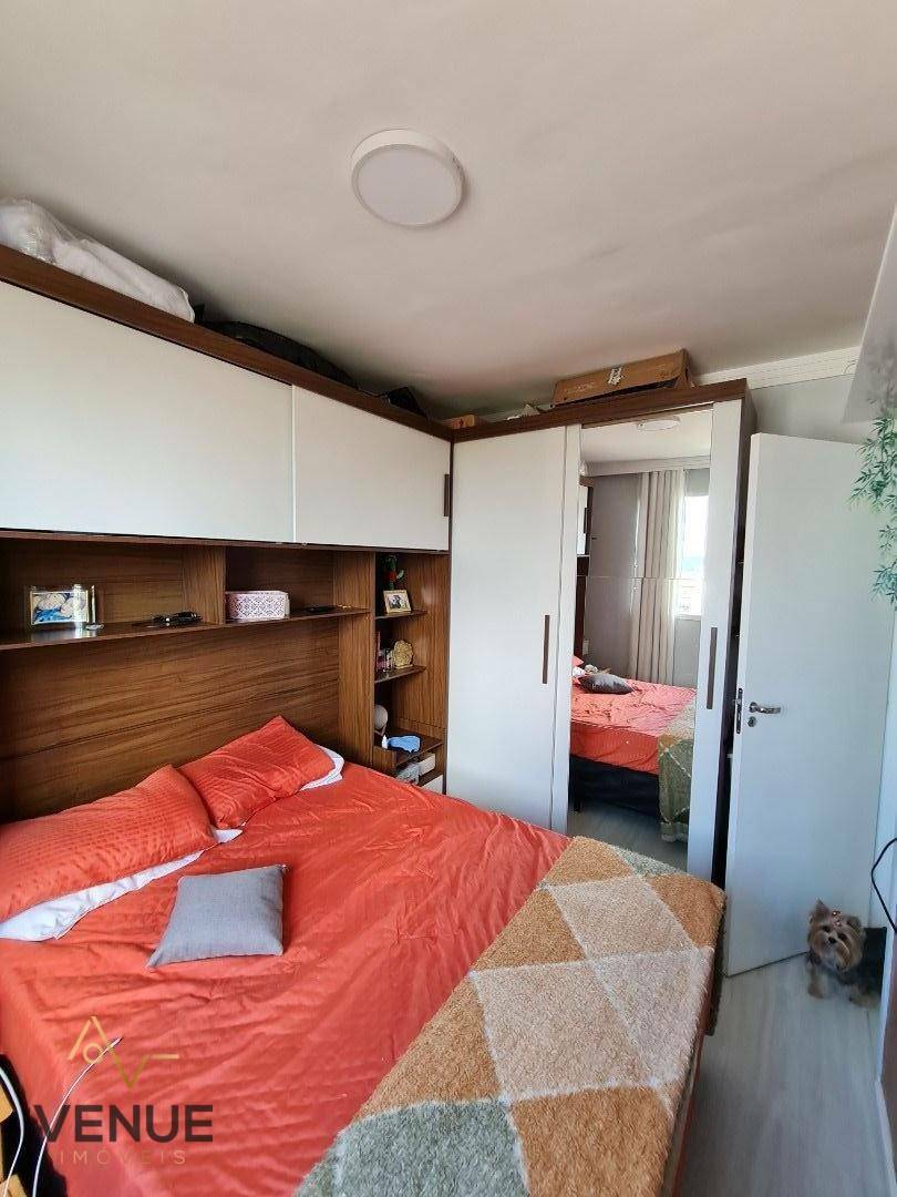 Apartamento à venda com 2 quartos, 45m² - Foto 18