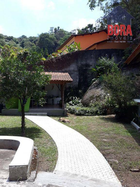 Casa à venda com 4 quartos, 350m² - Foto 16