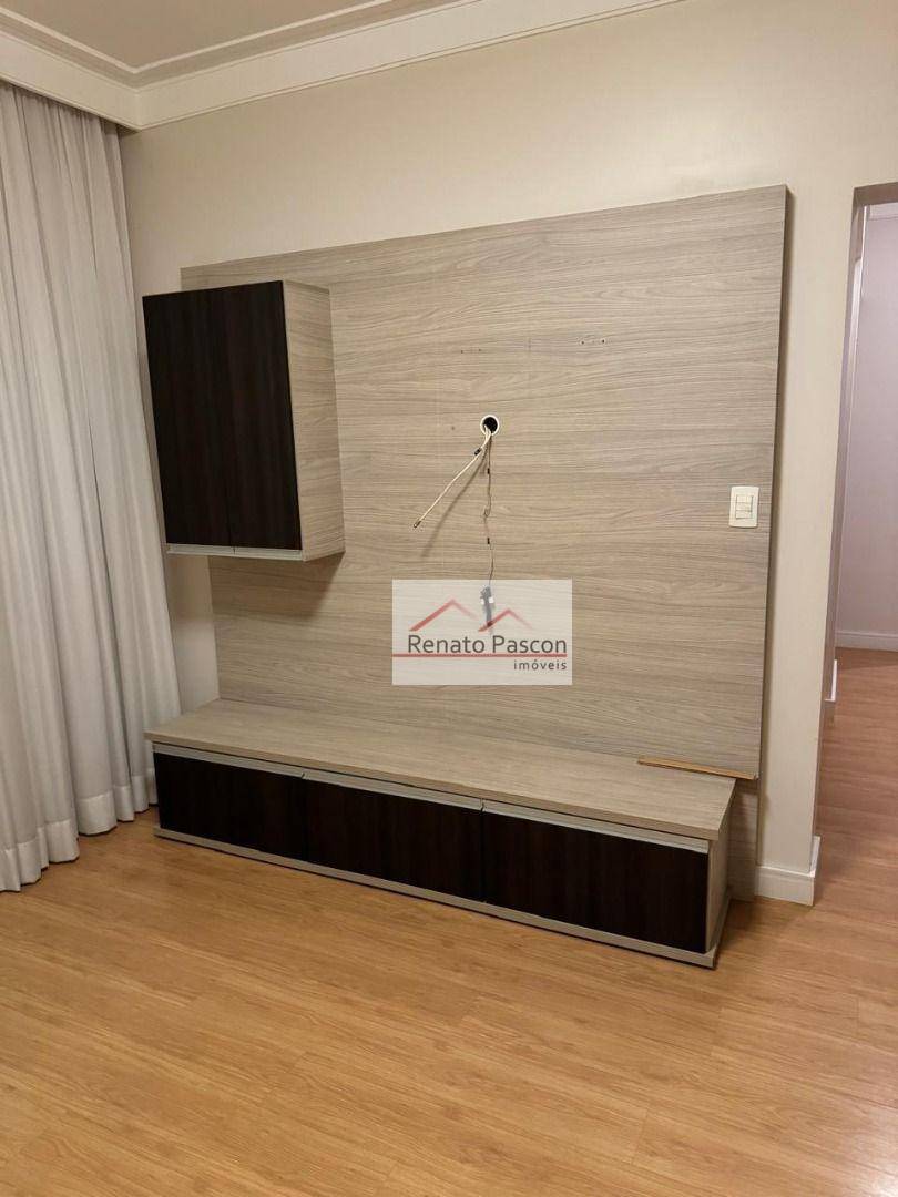 Apartamento à venda com 3 quartos, 156m² - Foto 3