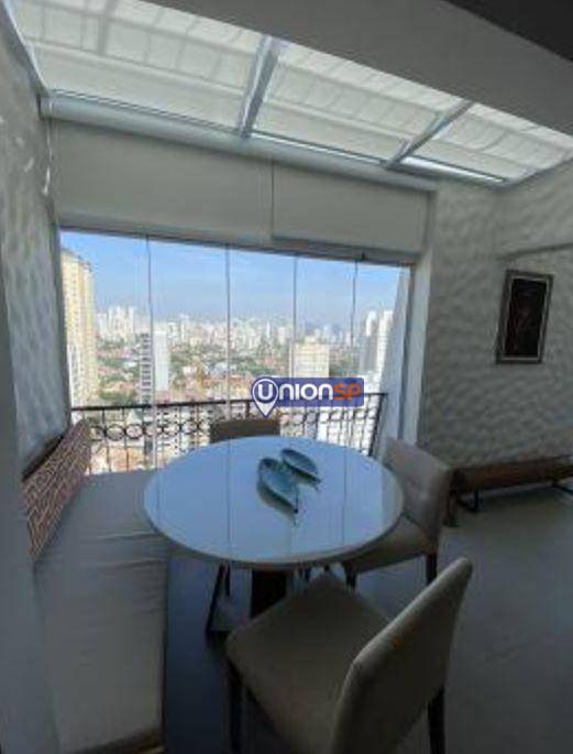 Apartamento à venda com 2 quartos, 72m² - Foto 4