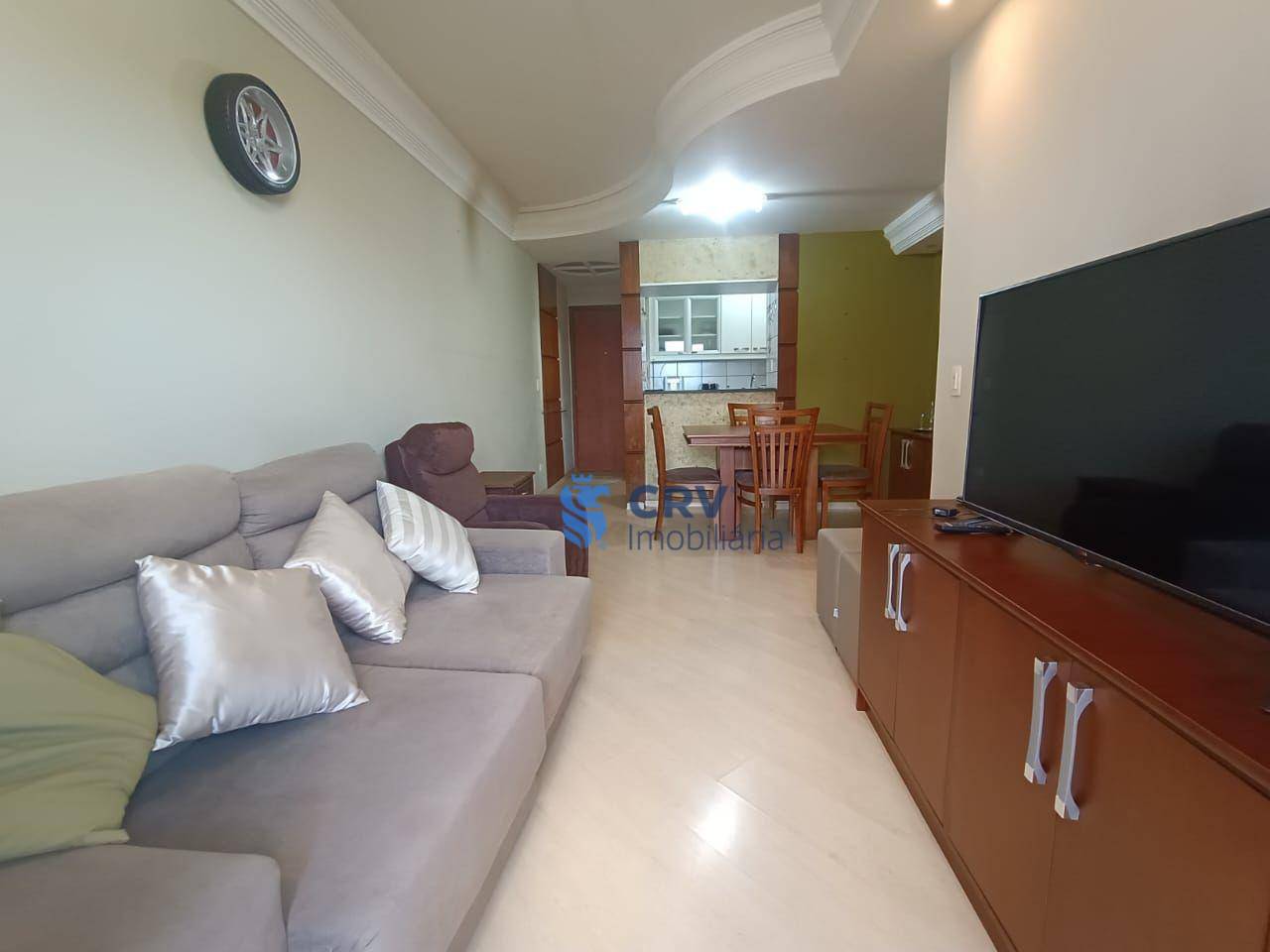 Apartamento à venda com 3 quartos, 70m² - Foto 2