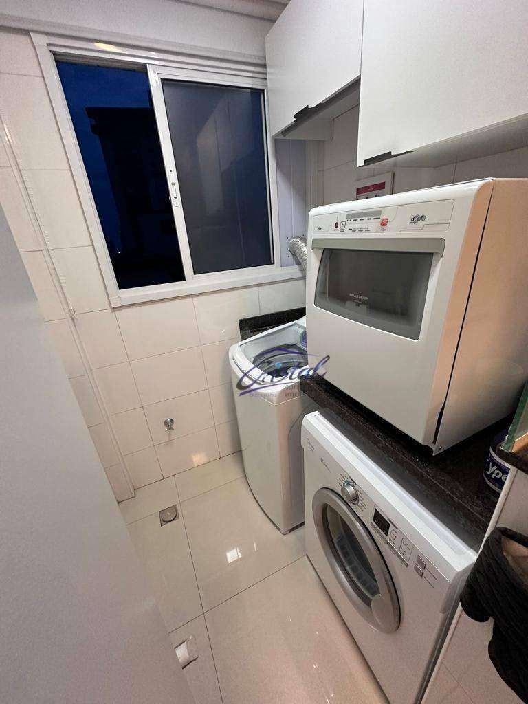 Apartamento à venda com 2 quartos, 61m² - Foto 15