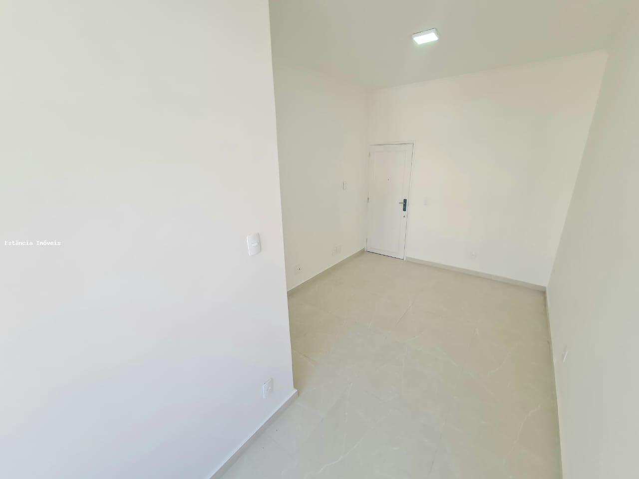 Apartamento à venda com 1 quarto, 50m² - Foto 38