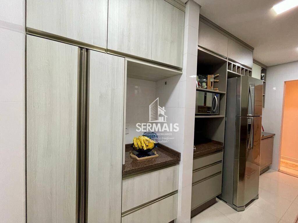 Apartamento à venda com 3 quartos, 132m² - Foto 13