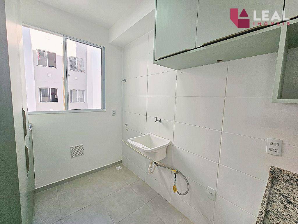 Apartamento para alugar com 2 quartos, 63m² - Foto 5