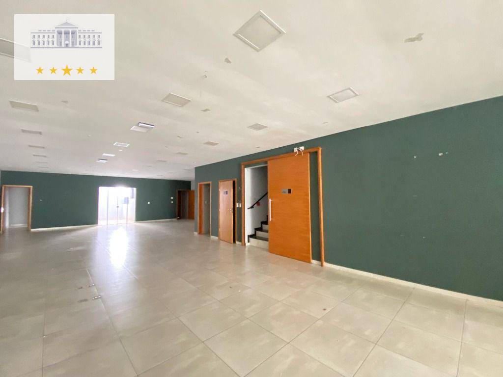 Prédio Inteiro para alugar, 560m² - Foto 2