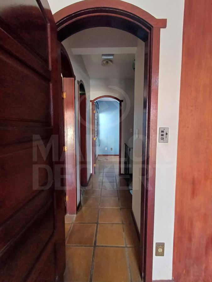 Casa de Condomínio à venda com 4 quartos, 202m² - Foto 33