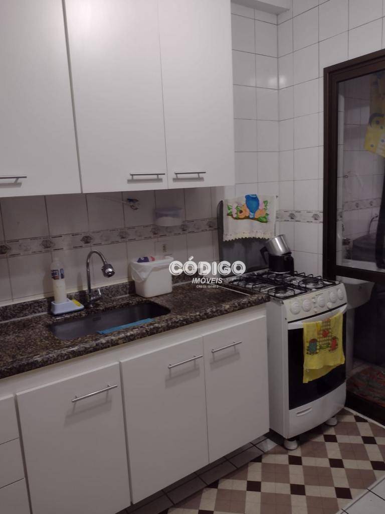 Apartamento à venda com 3 quartos, 68m² - Foto 7