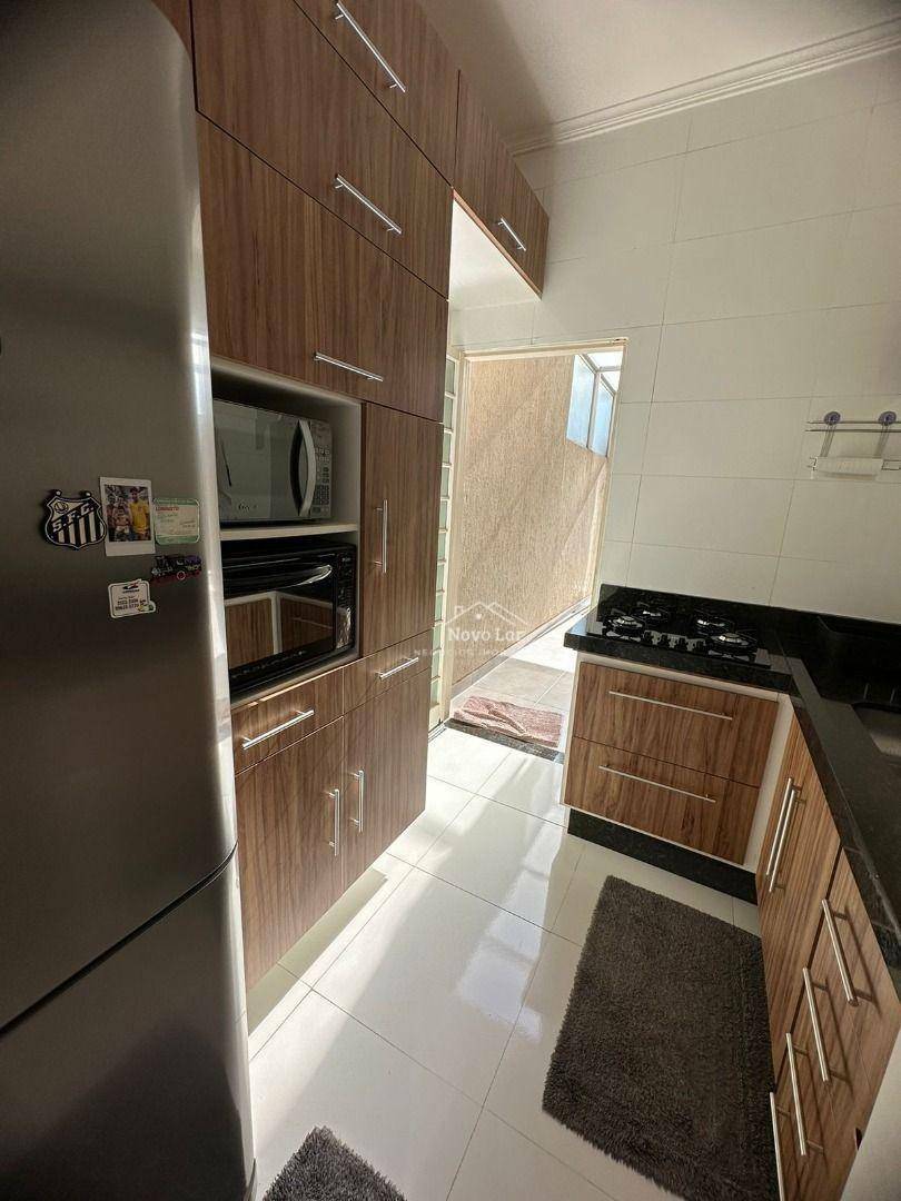 Casa à venda com 3 quartos, 92m² - Foto 16
