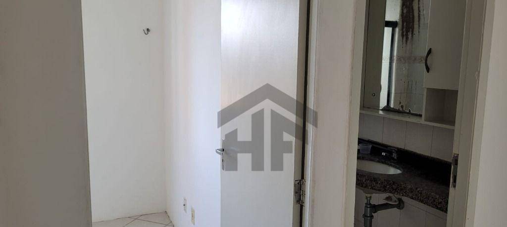 Apartamento à venda com 3 quartos, 87m² - Foto 9
