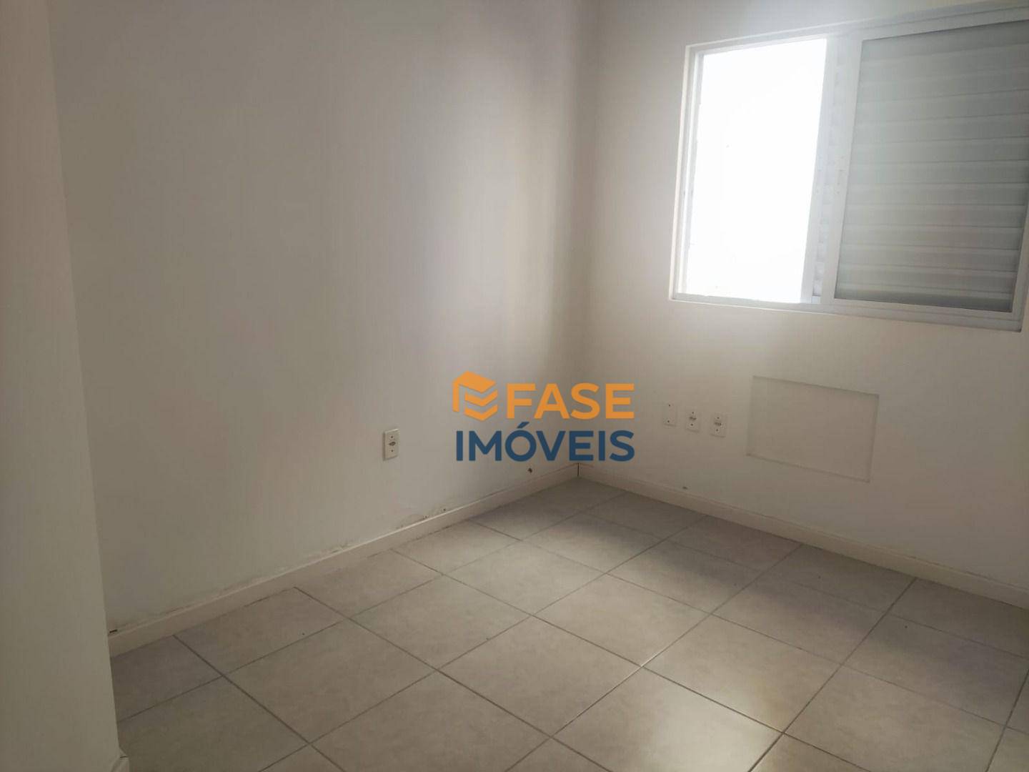 Apartamento à venda com 3 quartos, 79m² - Foto 11