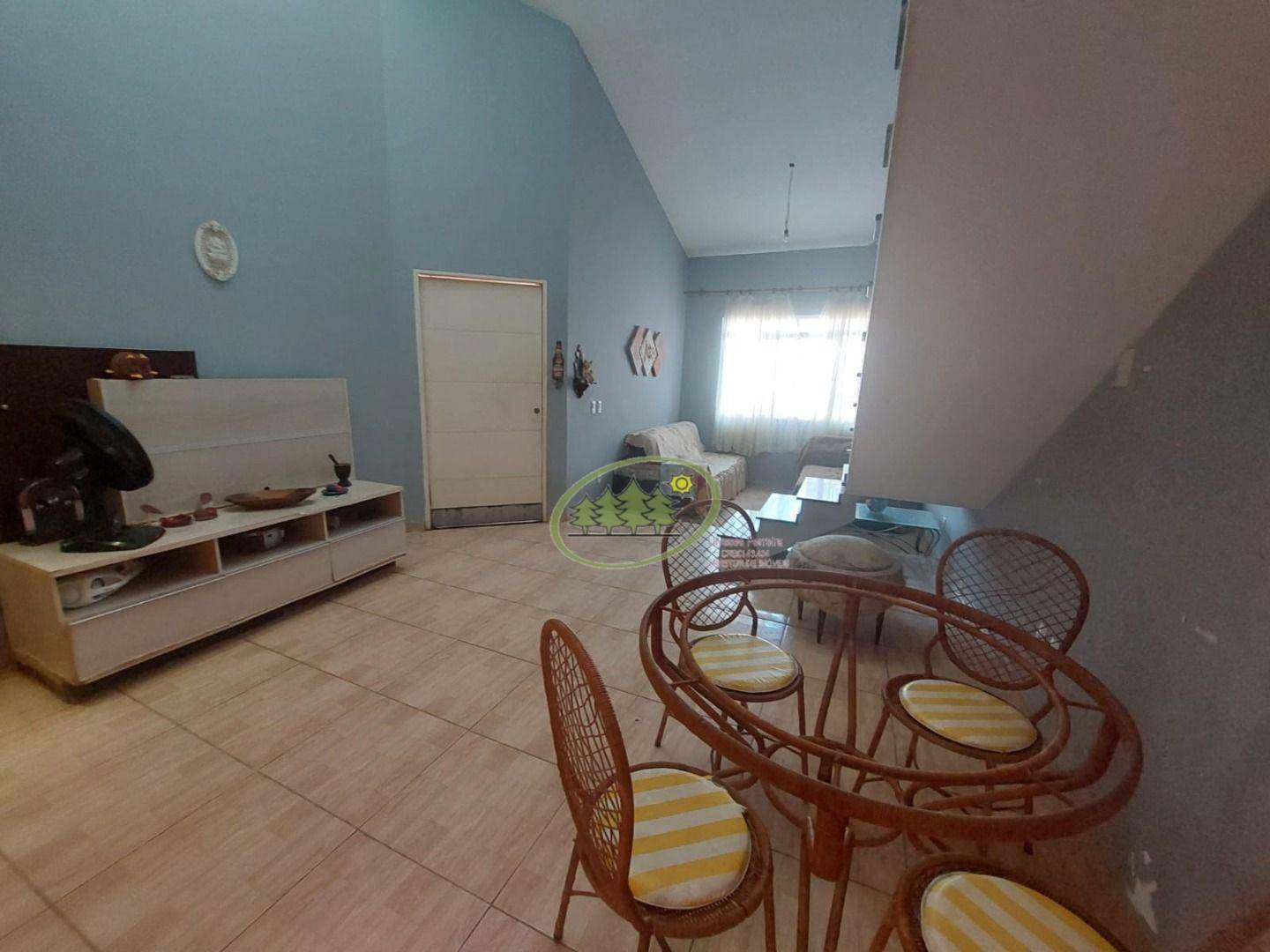 Sobrado à venda com 2 quartos, 125m² - Foto 2