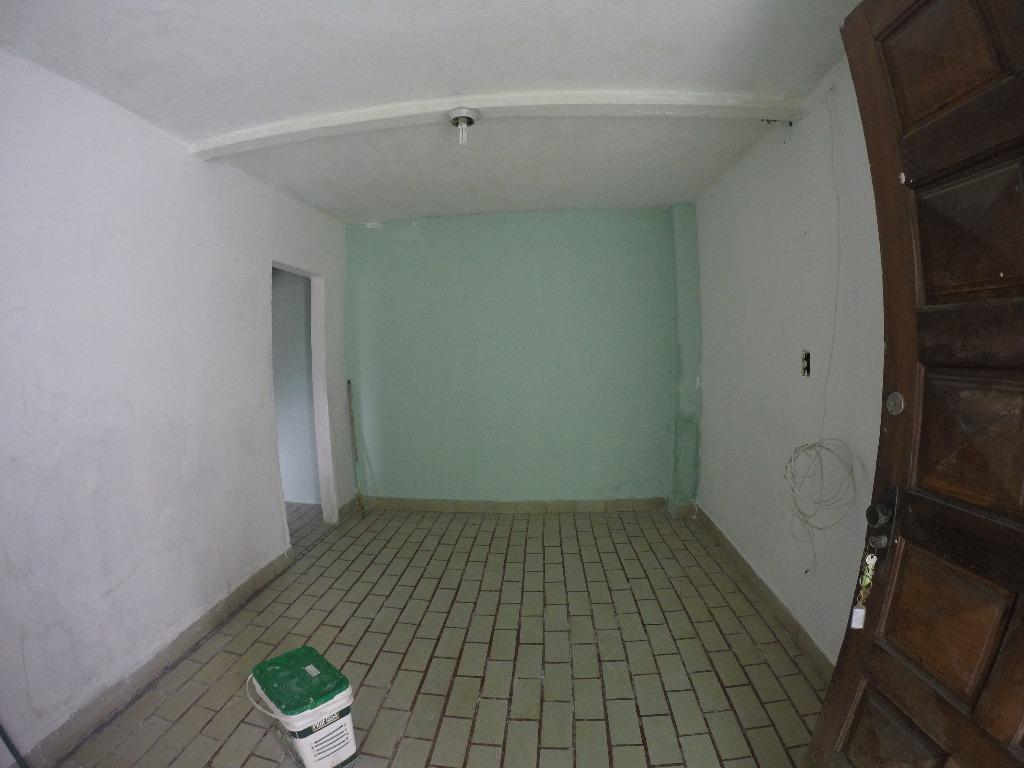 Casa à venda com 1 quarto, 60m² - Foto 12