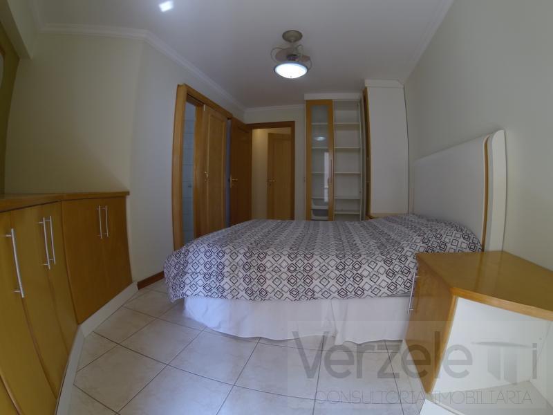 Apartamento à venda com 3 quartos, 157m² - Foto 25