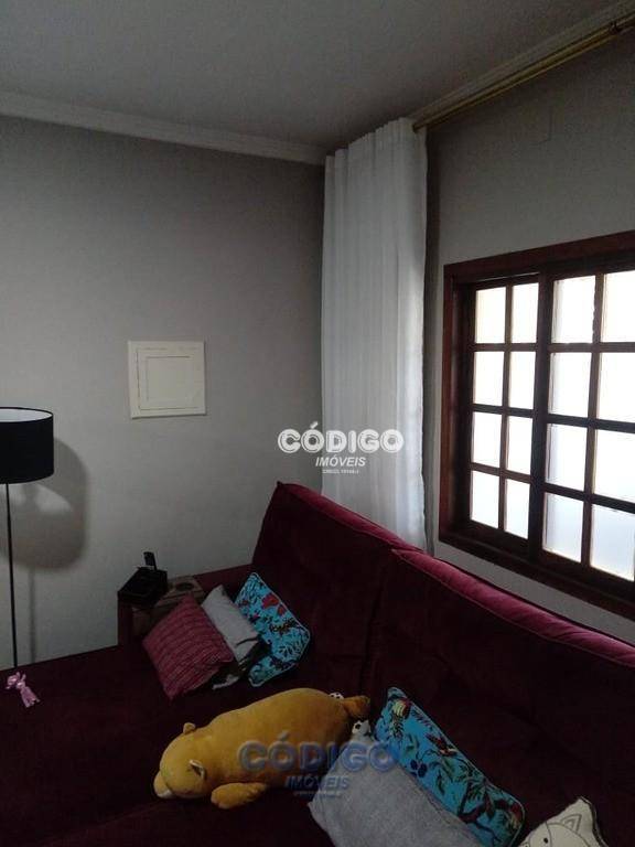 Sobrado à venda com 3 quartos, 125m² - Foto 2