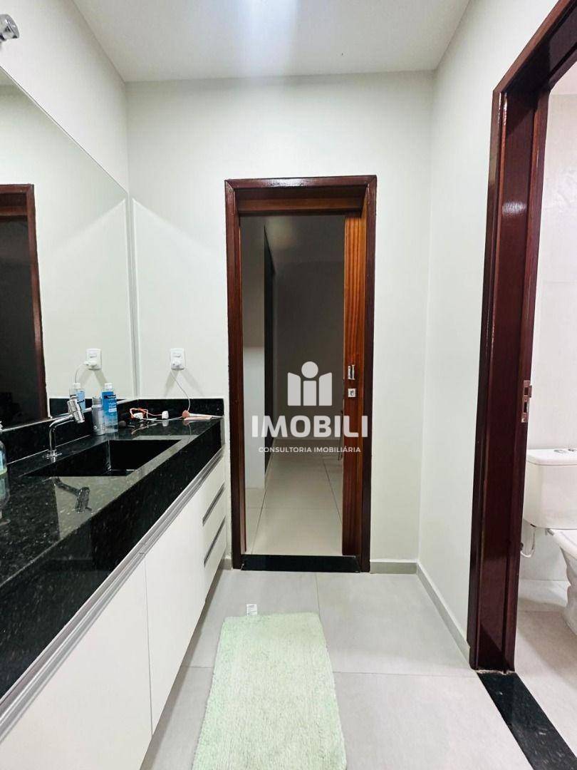 Casa de Condomínio à venda com 4 quartos, 159m² - Foto 12