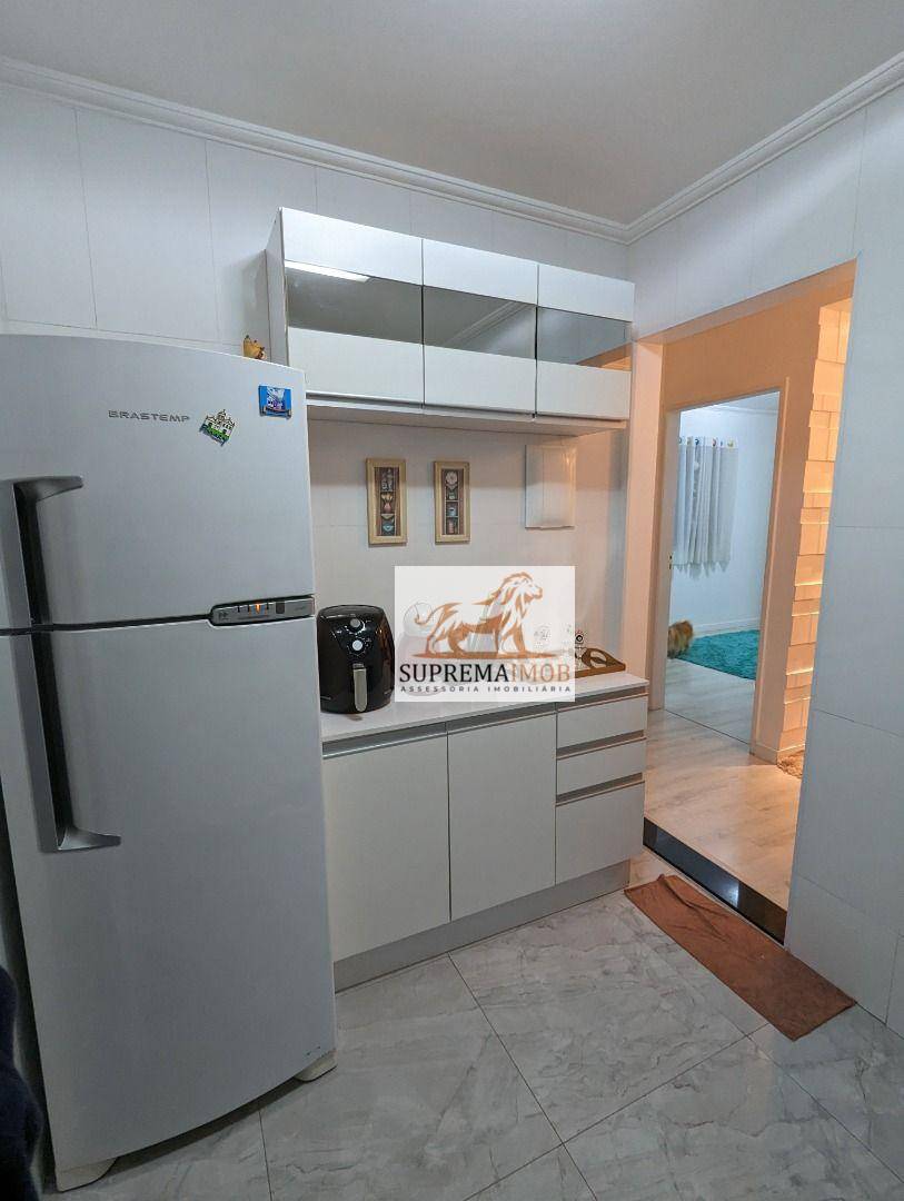 Apartamento à venda com 2 quartos, 48m² - Foto 5