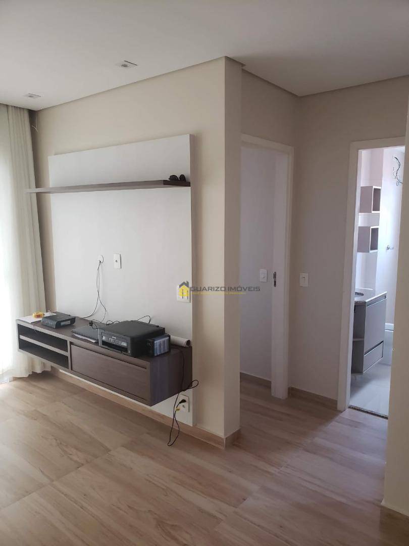 Apartamento à venda com 2 quartos, 64m² - Foto 4