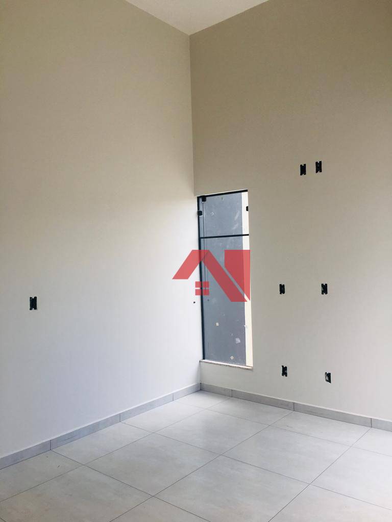 Casa à venda com 2 quartos, 66m² - Foto 3