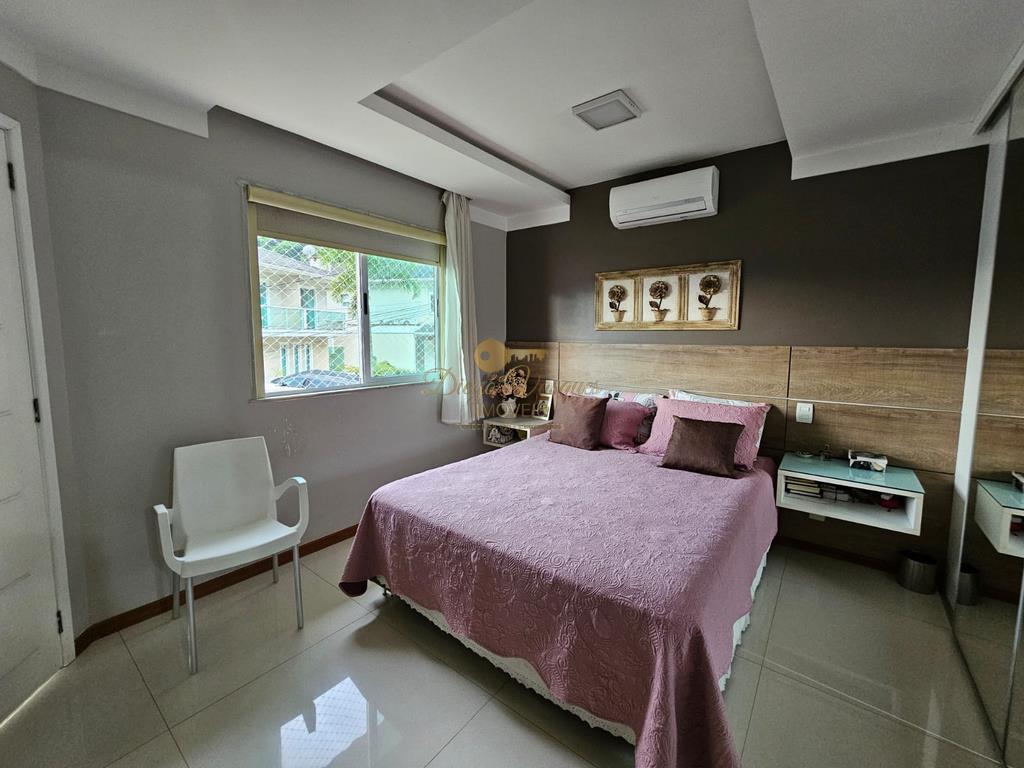 Casa de Condomínio à venda com 3 quartos, 355m² - Foto 32