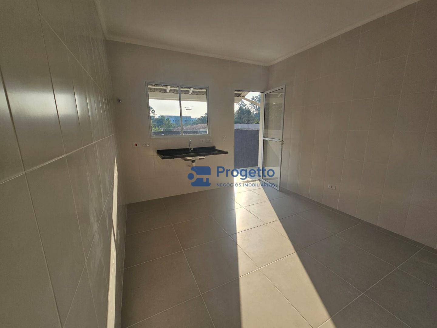 Casa à venda com 2 quartos, 67m² - Foto 16