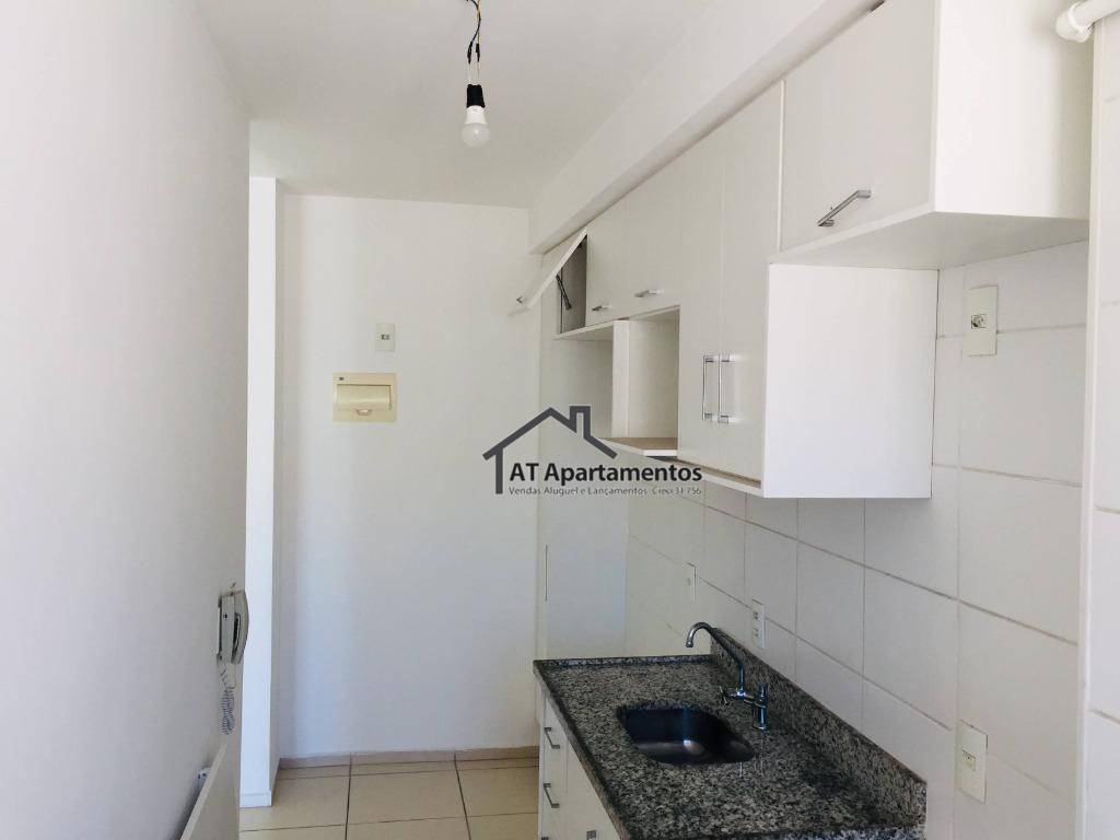 Apartamento à venda com 2 quartos, 58m² - Foto 9