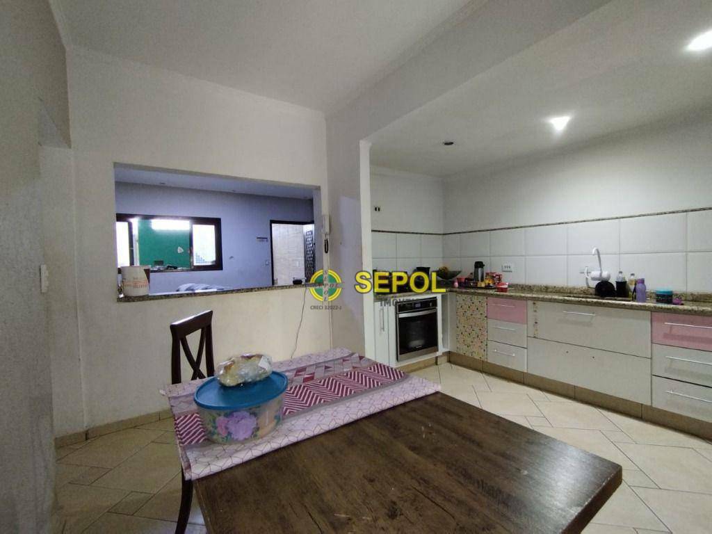 Casa à venda com 4 quartos, 250m² - Foto 21