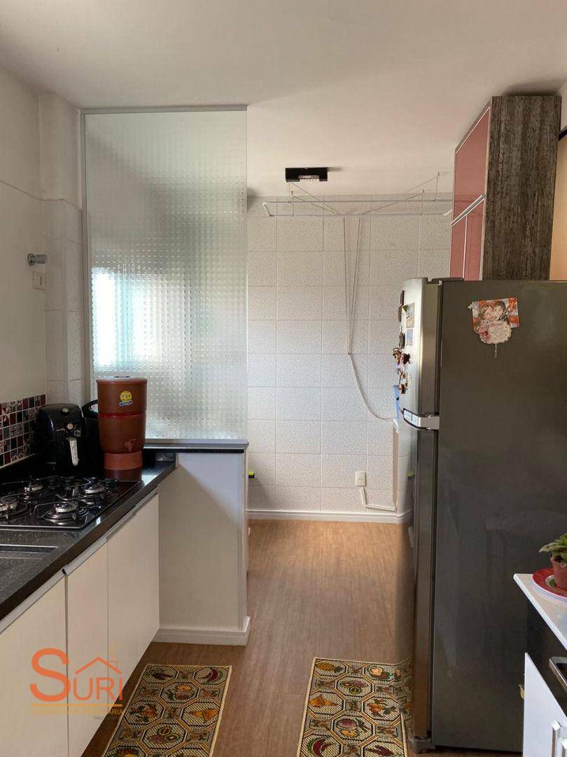 Apartamento à venda com 2 quartos, 72m² - Foto 9