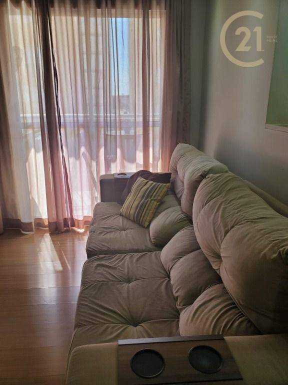 Apartamento à venda com 2 quartos, 65m² - Foto 4