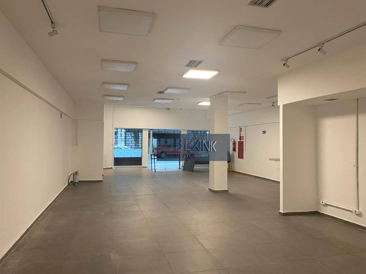 Loja-Salão para alugar, 250m² - Foto 2