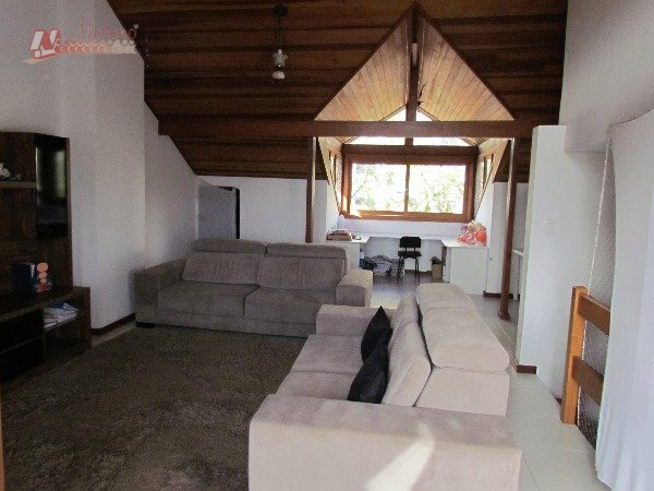 Casa à venda com 4 quartos, 239M2 - Foto 3