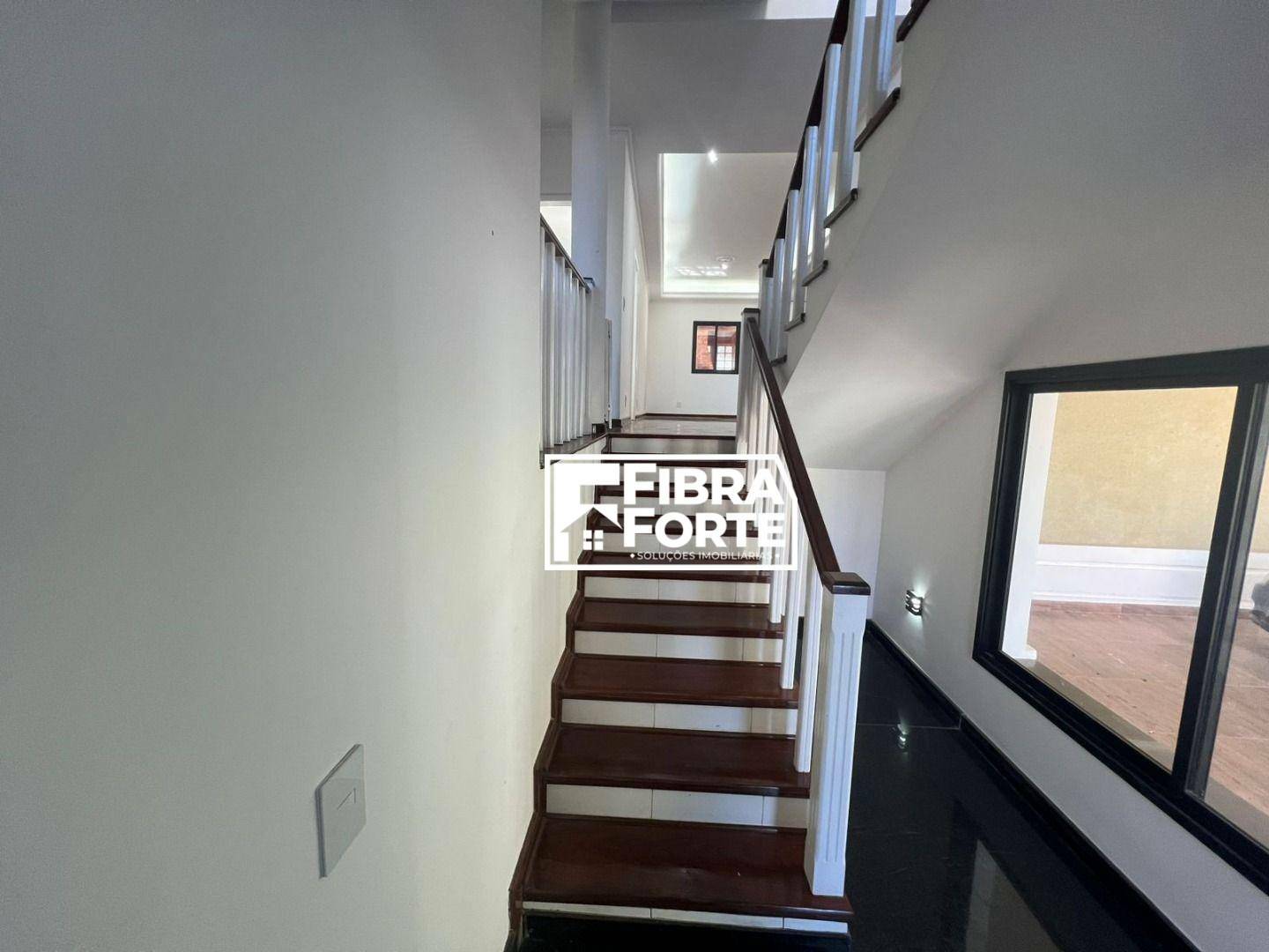Casa de Condomínio para alugar com 5 quartos, 410m² - Foto 7